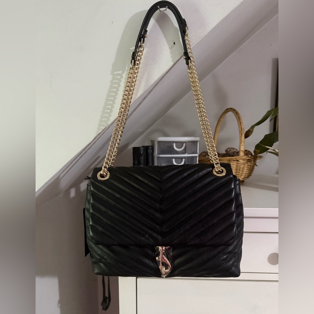 Rebecca Minkoff Black leather Edie chevron Shoulder Bag with Gold Chain NWT